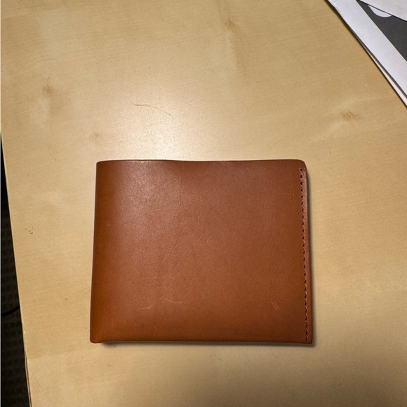 Shinola Bi-Fold wallet - Picture 2 of 5